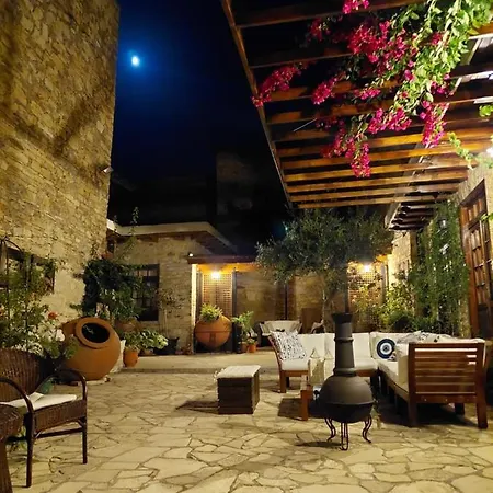 Bougainvillea House * Pano Lefkara
